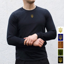 Лонгслів чоловічий з вишитим тризубом чорний